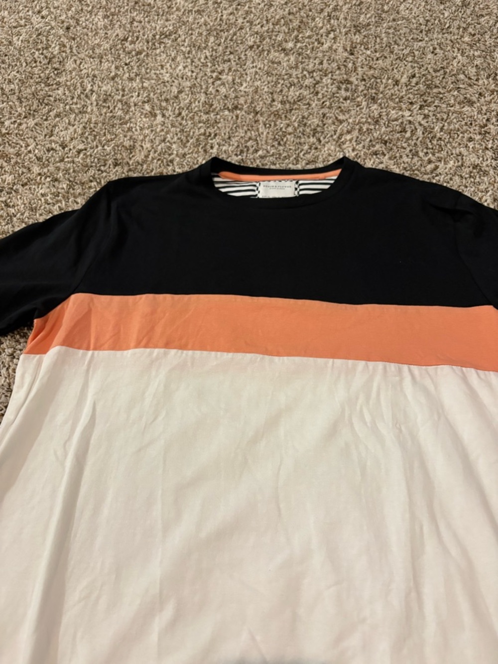 Denim & Flower Short Sleeve Colorblock Tee in Black, Peach & White Xl - Picture 3 of 6